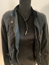 Load image into Gallery viewer, Black Leather Lariat w/ Rattlesnake Vertebrae